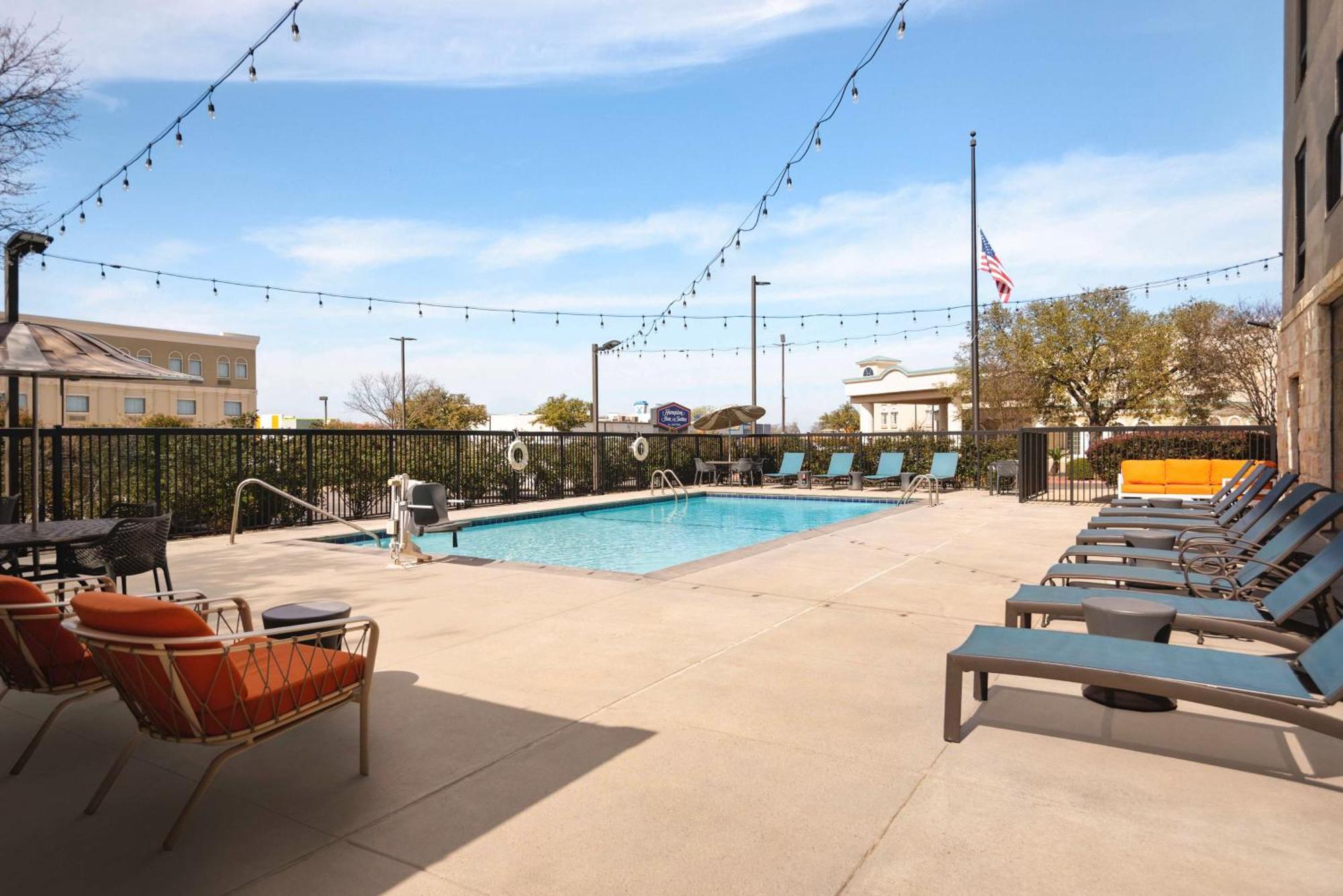 Hampton Inn & Suites San Marcos Zewnętrze zdjęcie